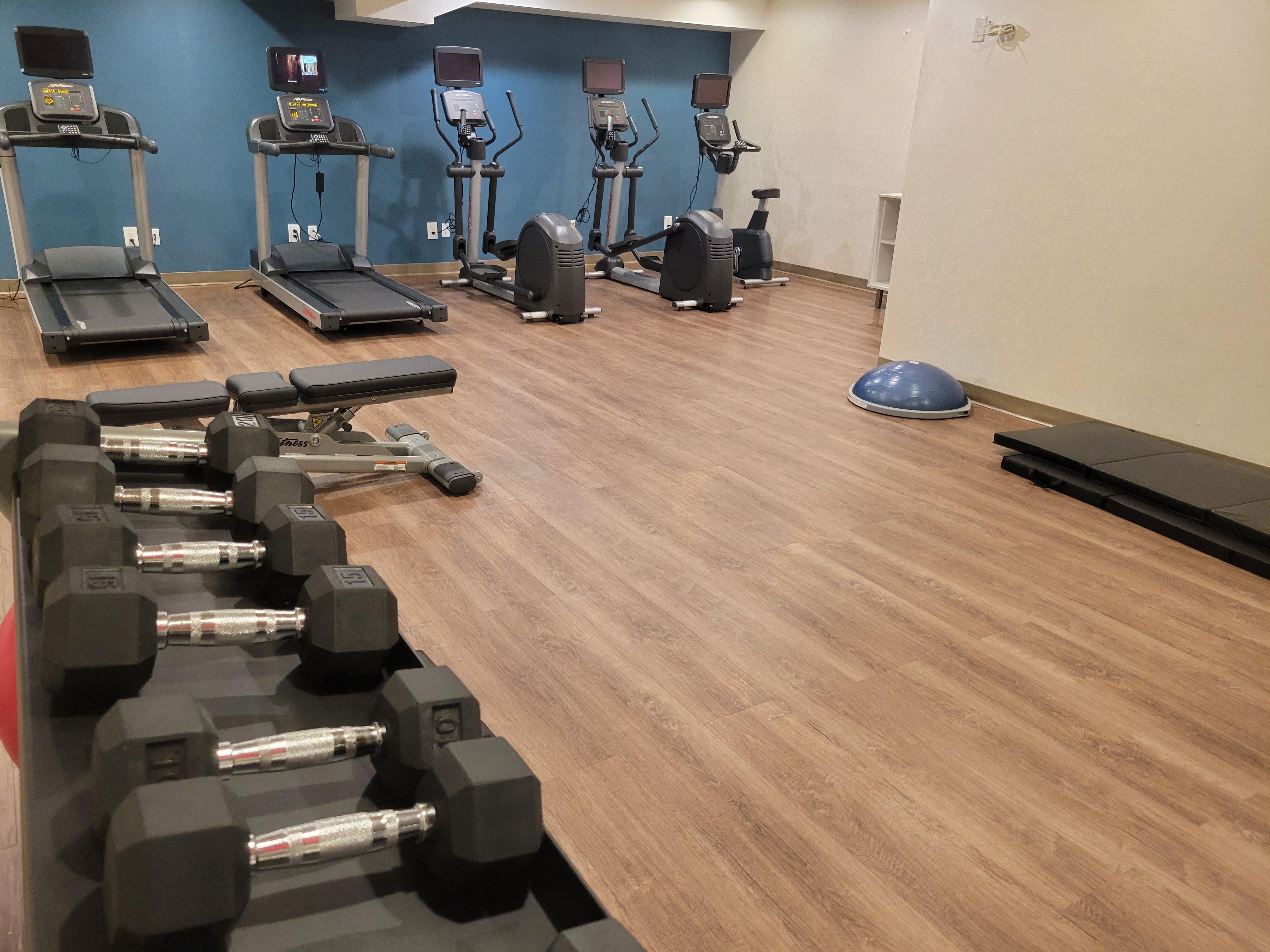 Holiday Inn Express Maspeth By Ihg Нью-Йорк Екстер'єр фото