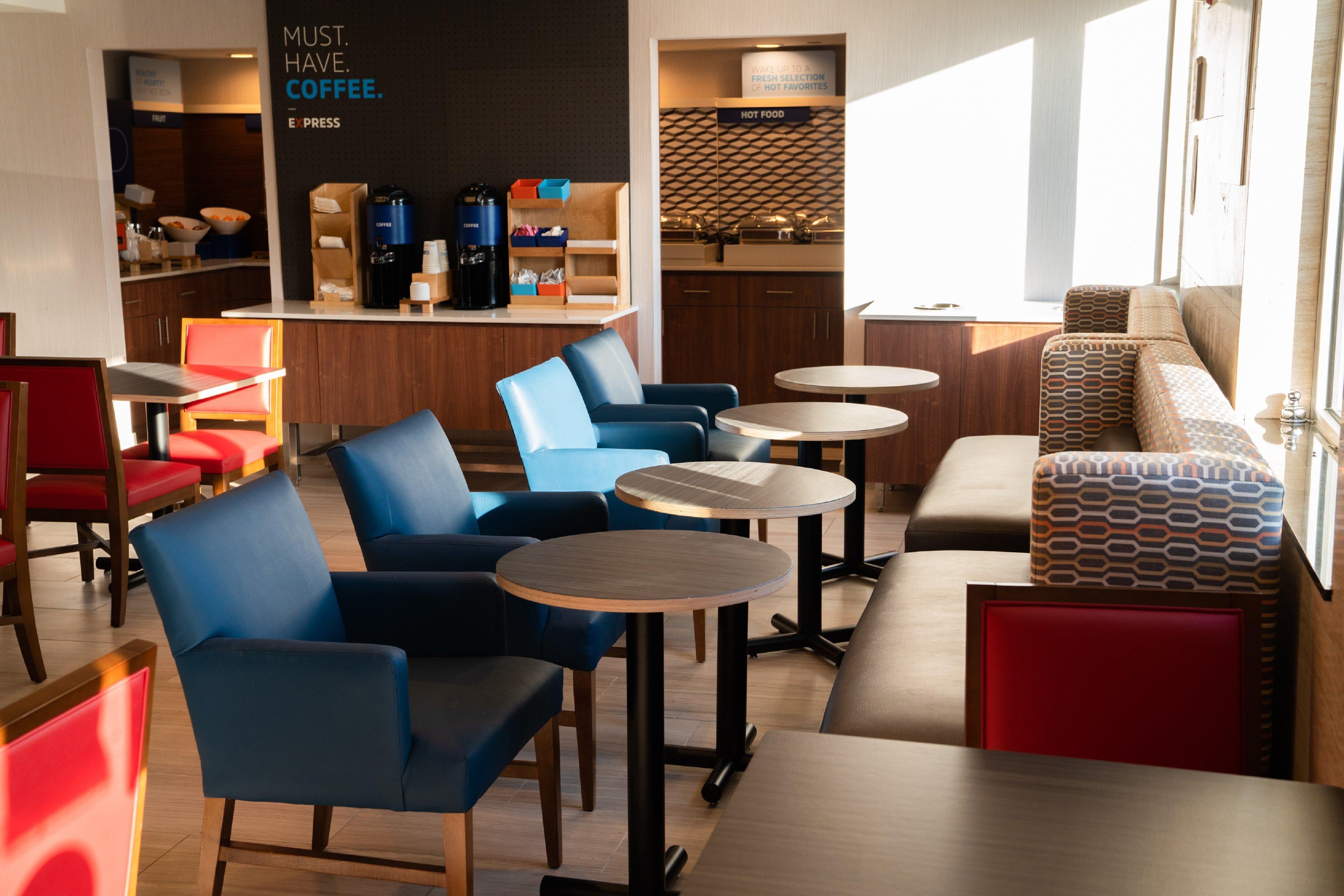 Holiday Inn Express Maspeth By Ihg Нью-Йорк Екстер'єр фото